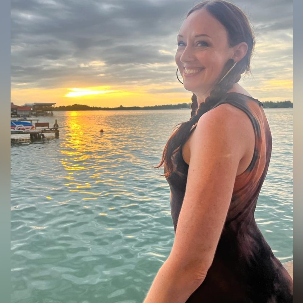 Meet your Posher, Angela